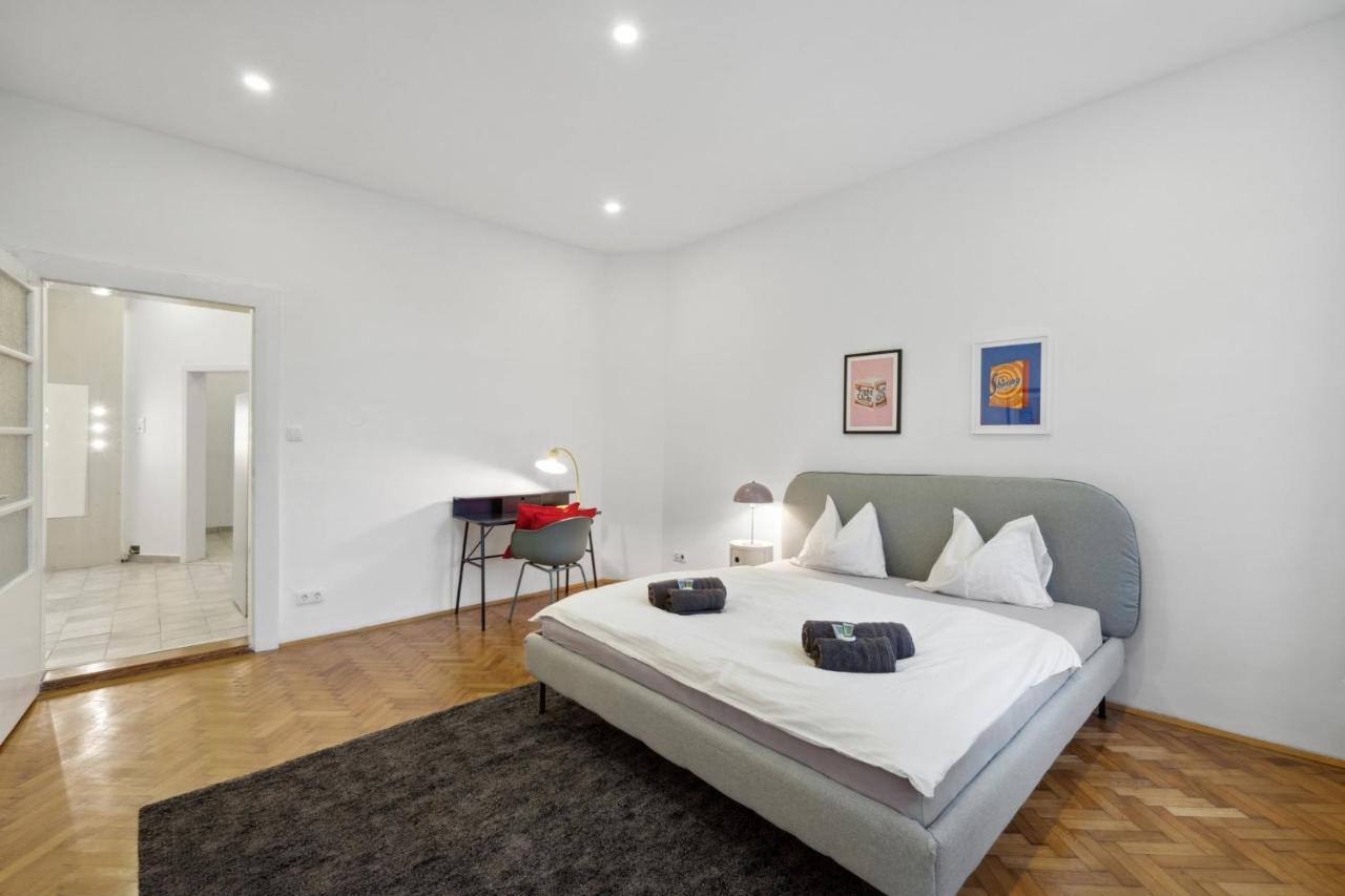 Big Spacious Central Apartment In فيينا المظهر الخارجي الصورة