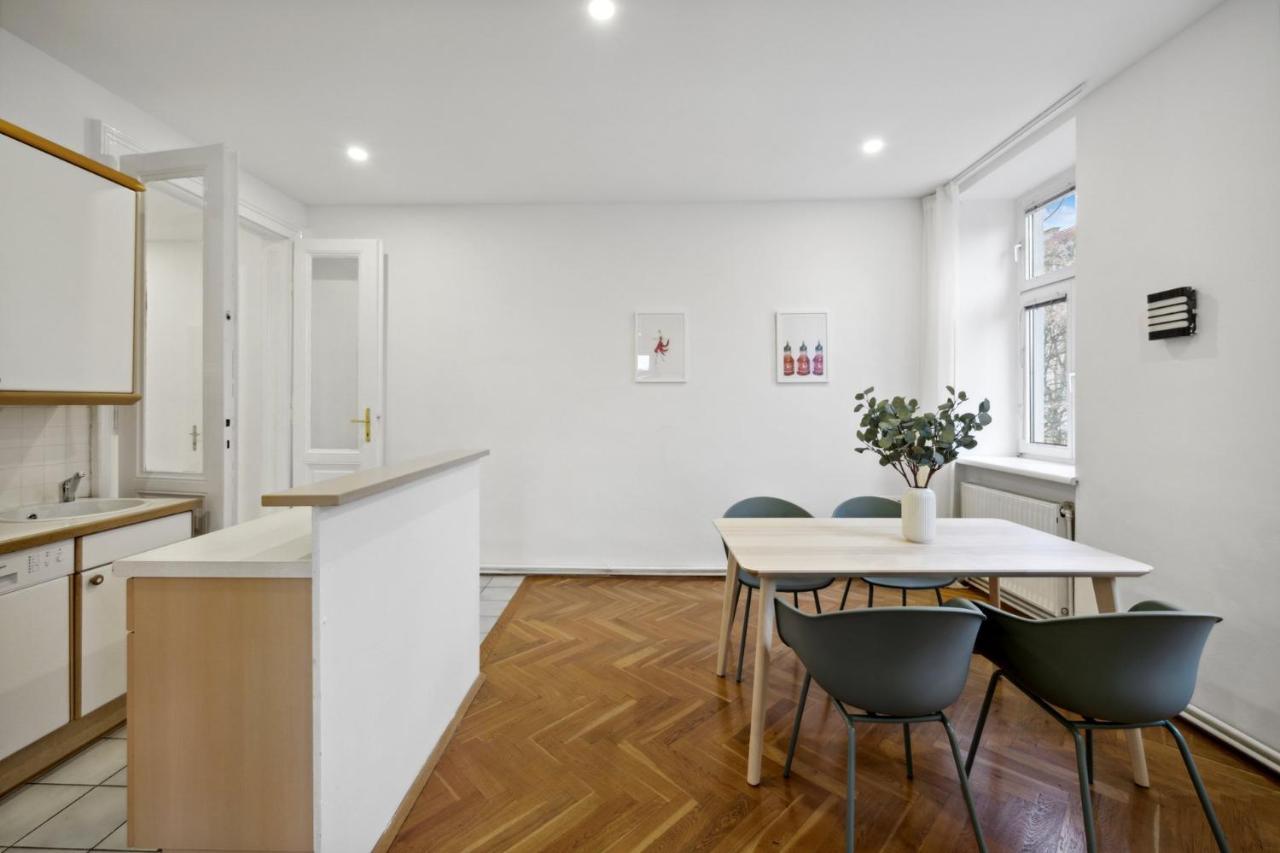 Big Spacious Central Apartment In فيينا المظهر الخارجي الصورة