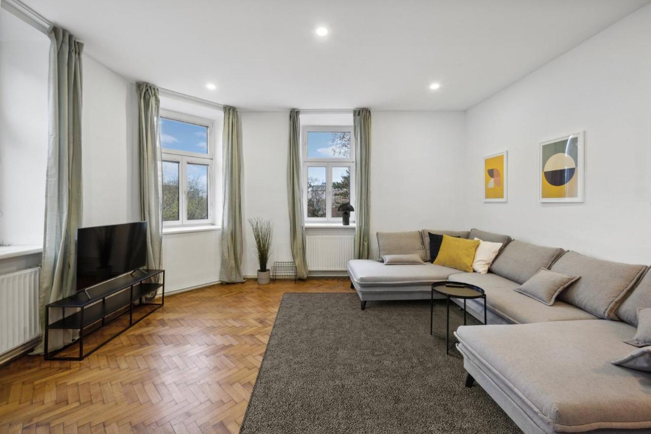 Big Spacious Central Apartment In فيينا المظهر الخارجي الصورة